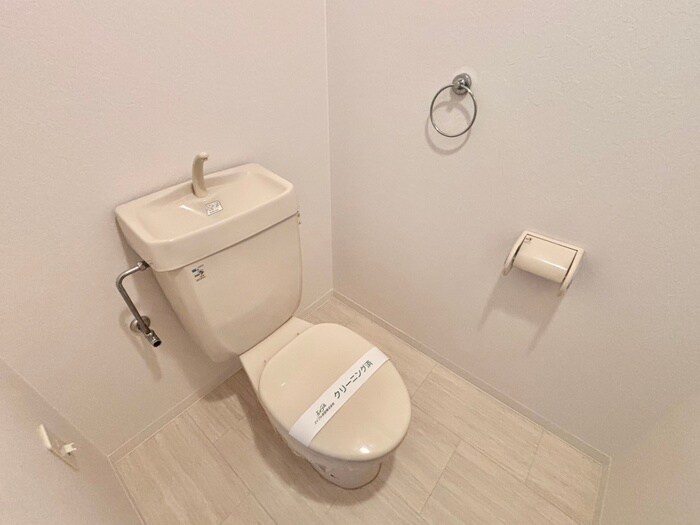 物件内観写真12　(トイレ)