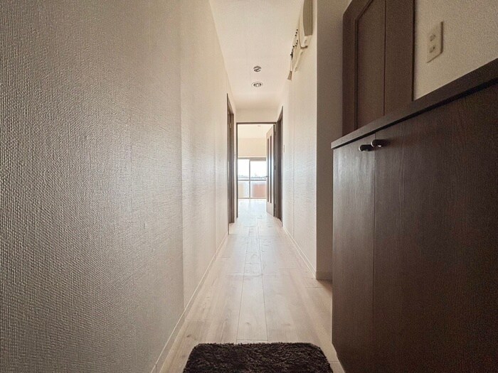 物件内観写真17　(廊下)