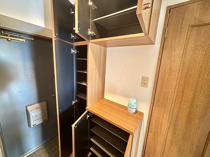 物件内観写真18　(靴箱)