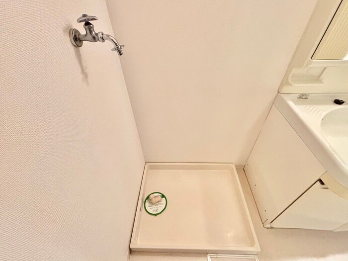 物件内観写真20　(洗濯機置場)