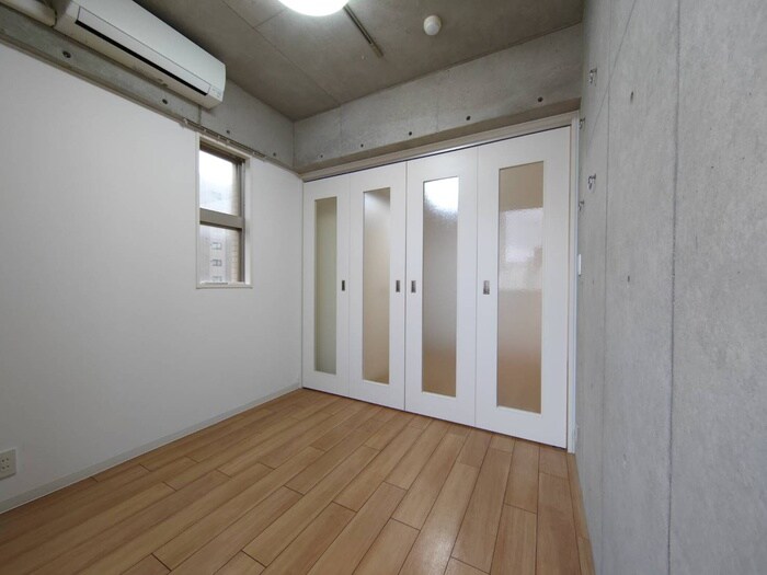 物件内観写真10　(居室)