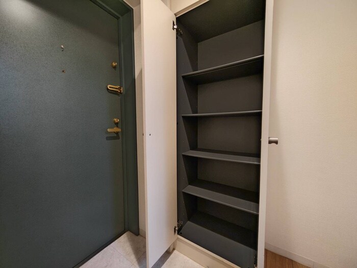 物件内観写真17　(靴箱)