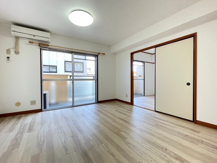 物件内観写真7　(居室)