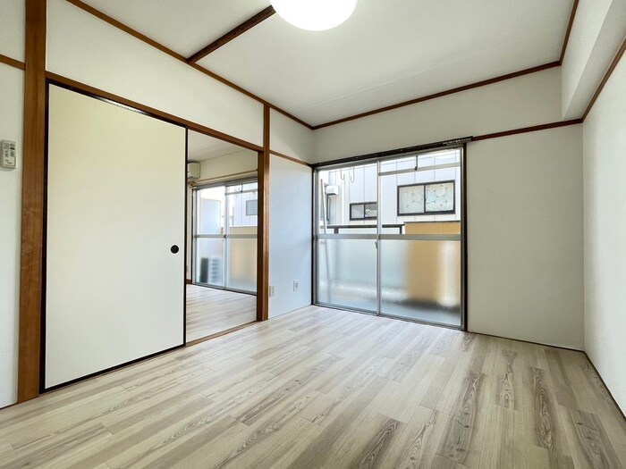 物件内観写真10　(居室)