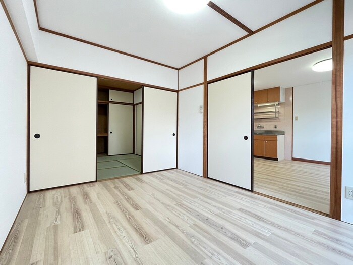 物件内観写真11　(居室)