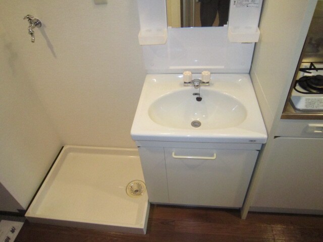 物件内観写真9　(洗面)