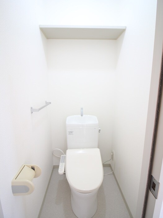 物件内観写真14　(トイレ)