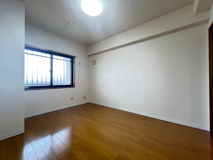 物件内観写真18　(居室)