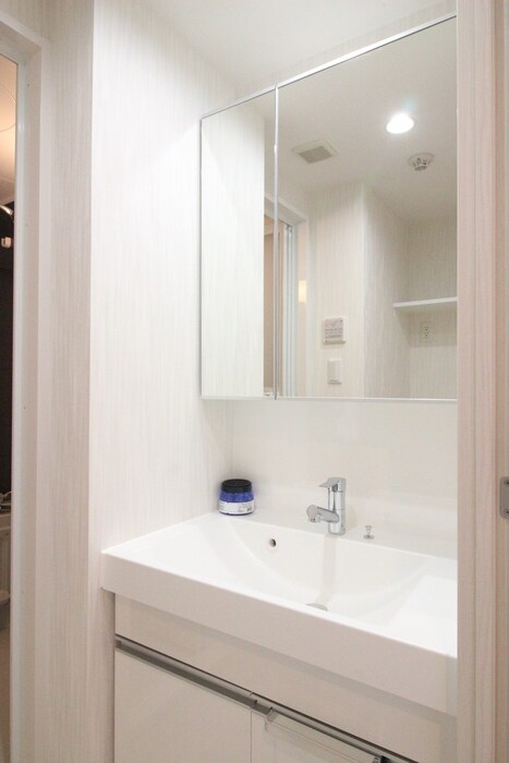 物件内観写真11　(洗面)