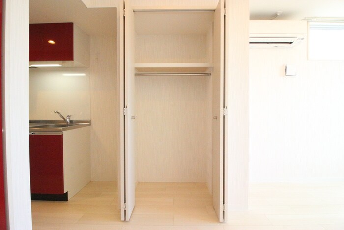 物件内観写真12　(収納)