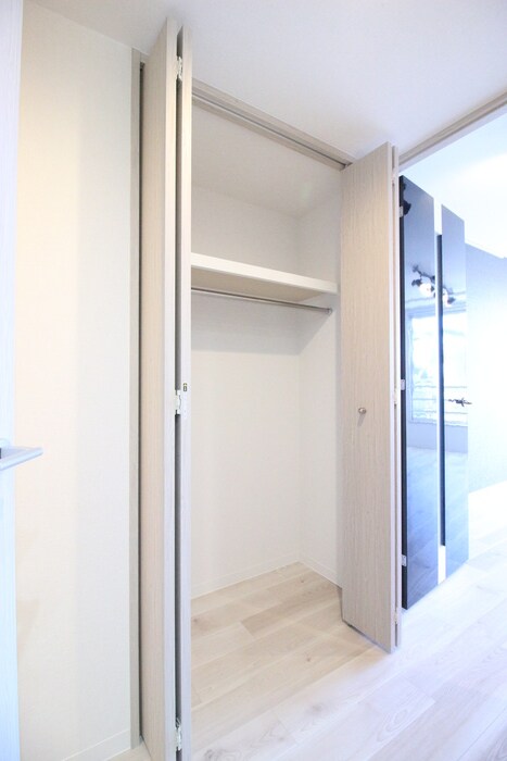 物件内観写真12　(収納)