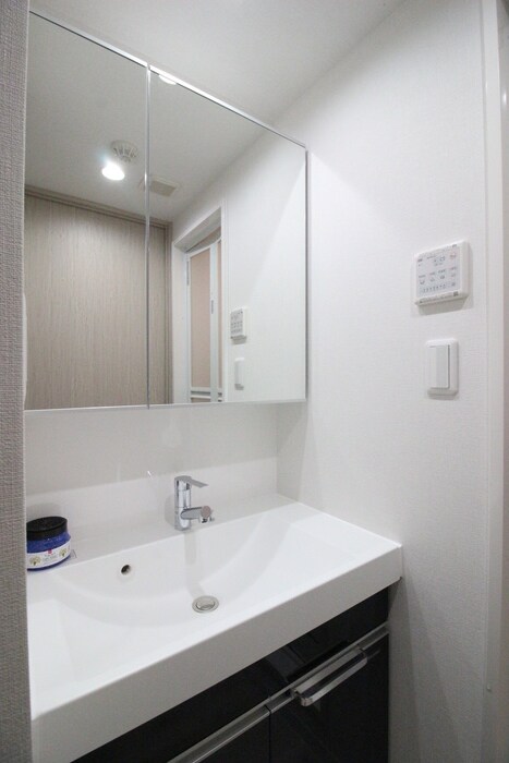 物件内観写真13　(洗面)