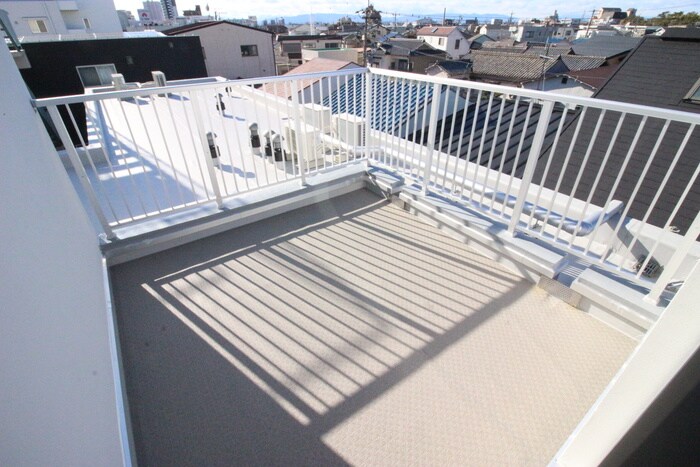 物件内観写真18　(ベランダ・バルコニー)