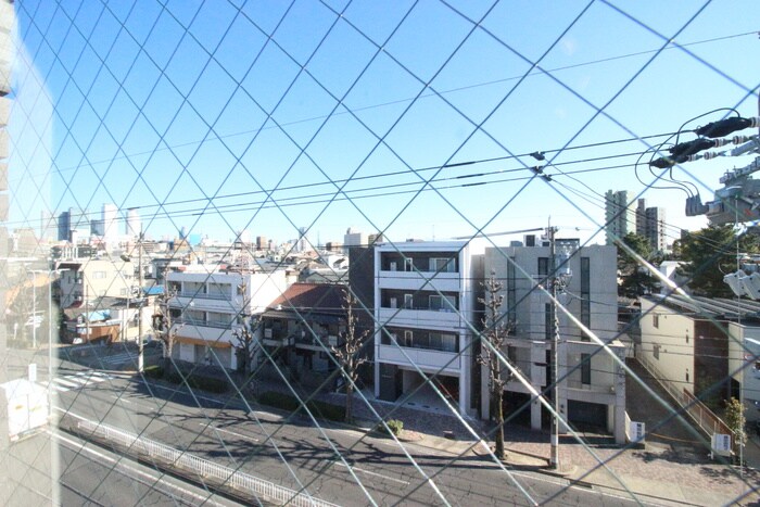 物件内観写真19　(室内からの展望)