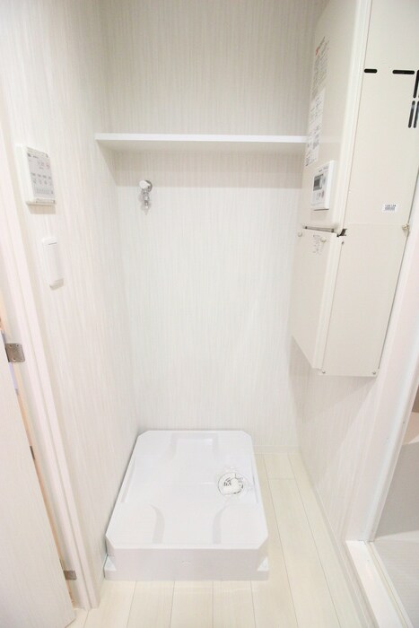 物件内観写真21　(洗濯機置場)