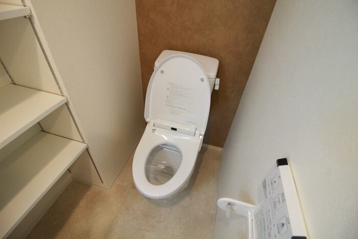 物件内観写真12　(トイレ)