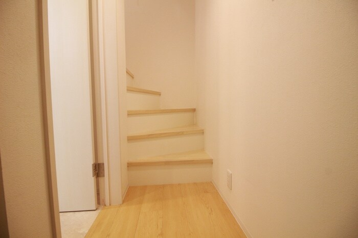 物件内観写真20　(廊下)