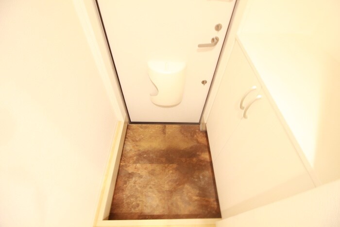 物件内観写真22　(玄関)