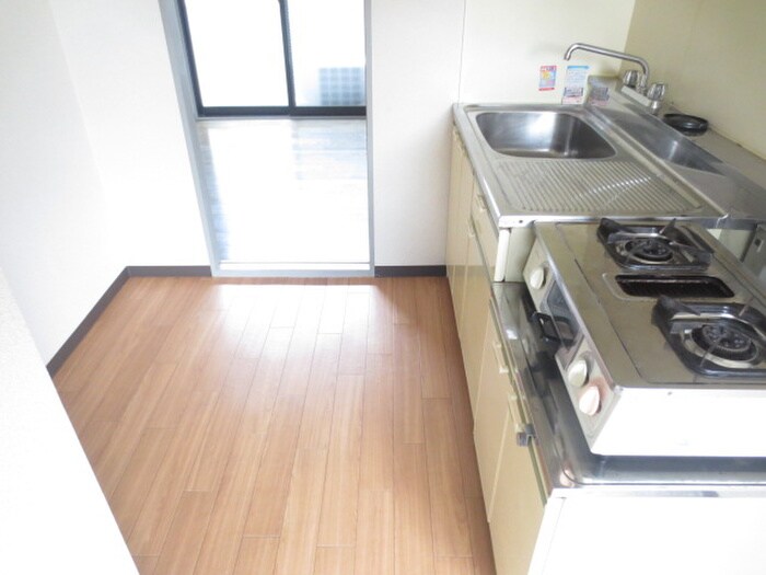 物件内観写真8　(キッチン)