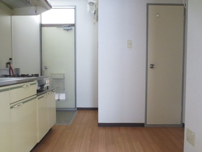 物件内観写真18　(居室)