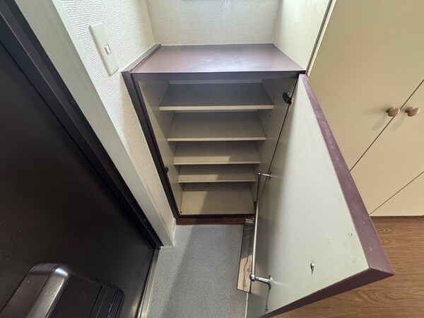靴箱