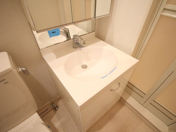 物件内観写真12　(洗面)