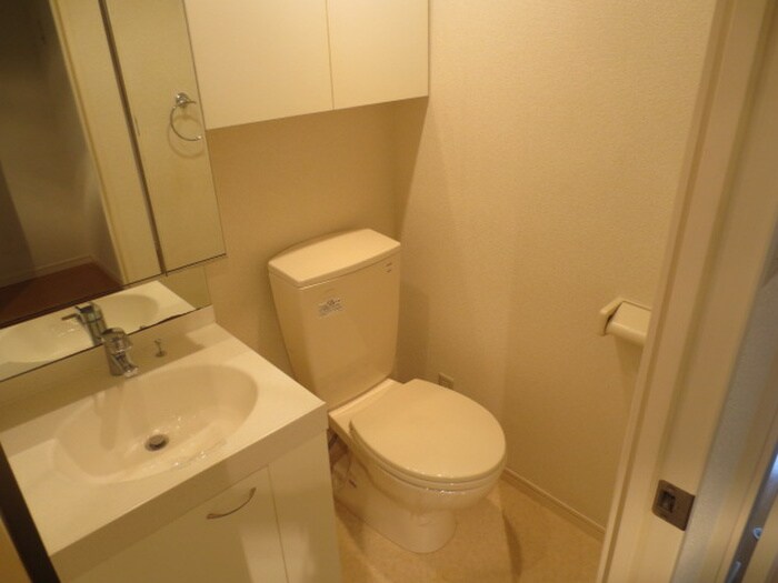 物件内観写真14　(トイレ)