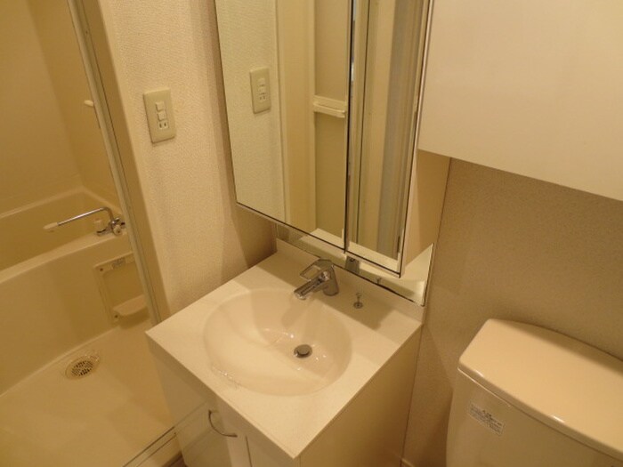 物件内観写真15　(洗面)