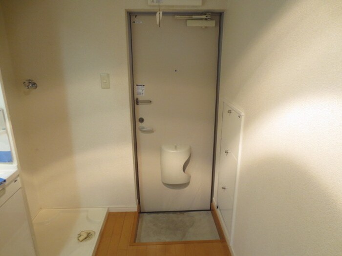 物件内観写真22　(玄関)