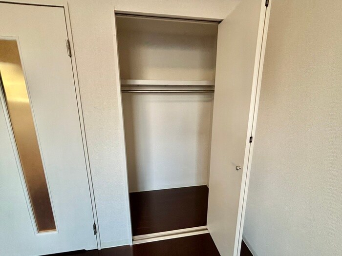 物件内観写真12　(収納)