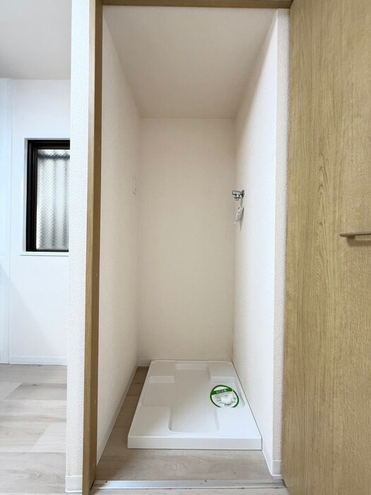 物件内観写真20　(洗濯機置場)