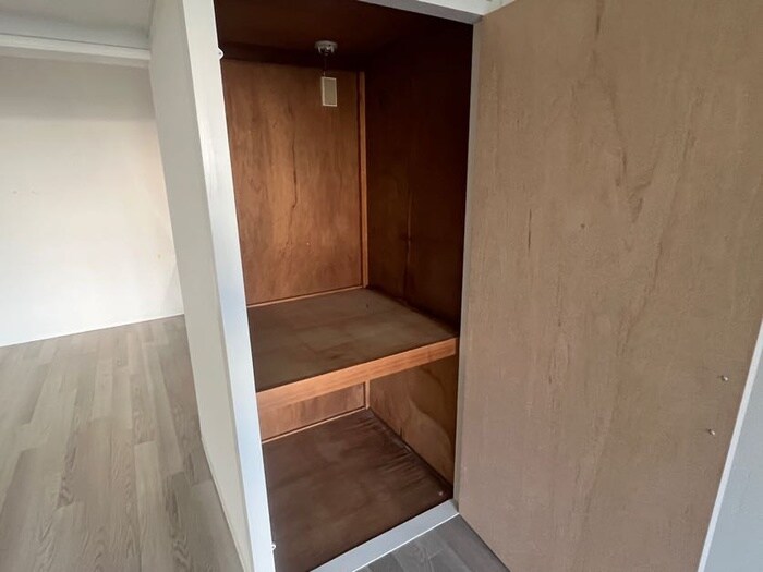 物件内観写真10　(収納)