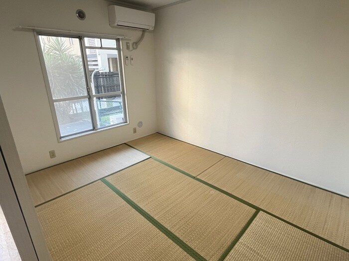 物件内観写真11　(居室)