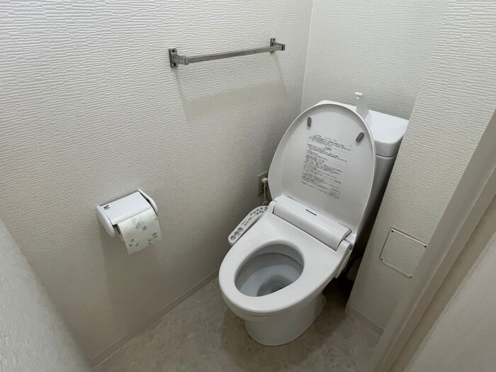 物件内観写真16　(トイレ)