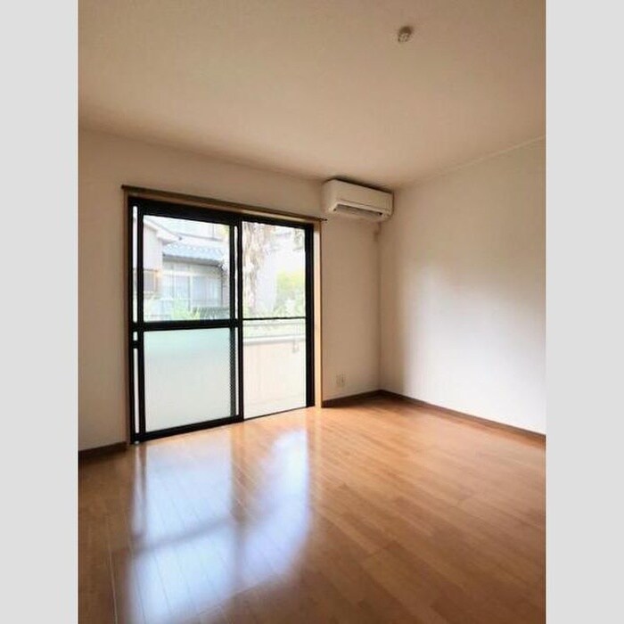 物件内観写真11　(居室)