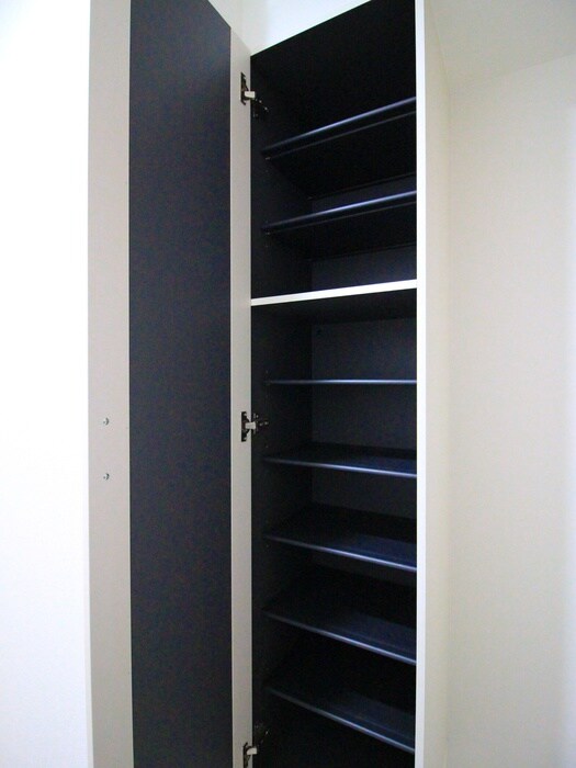 物件内観写真18　(靴箱)