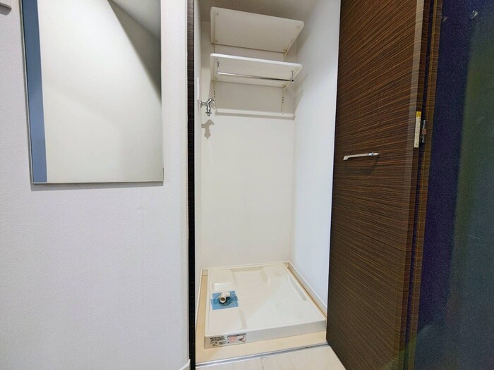 物件内観写真13　(洗濯機置場)