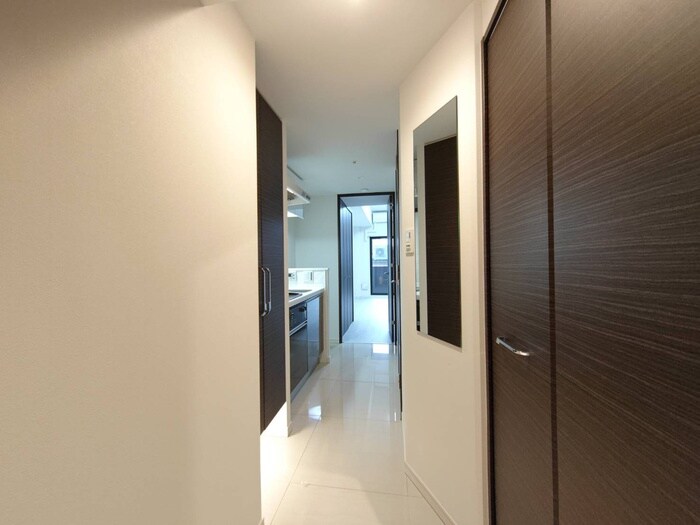 物件内観写真17　(廊下)