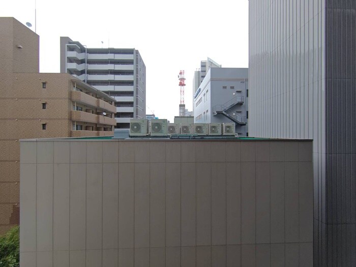 物件内観写真20　(室内からの展望)