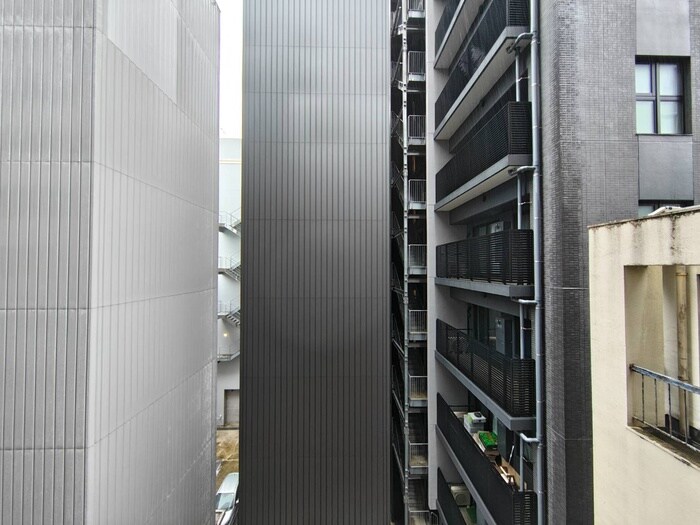 物件内観写真20　(室内からの展望)