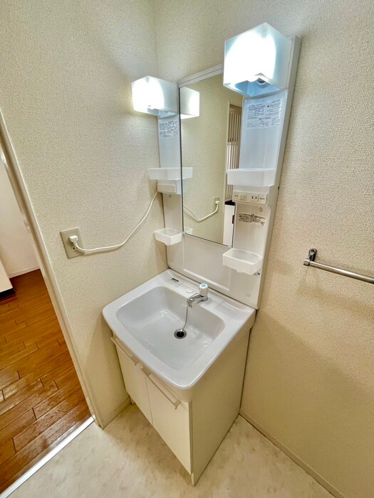 物件内観写真10　(洗面)