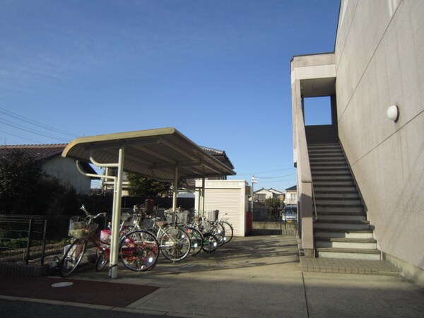 駐輪場