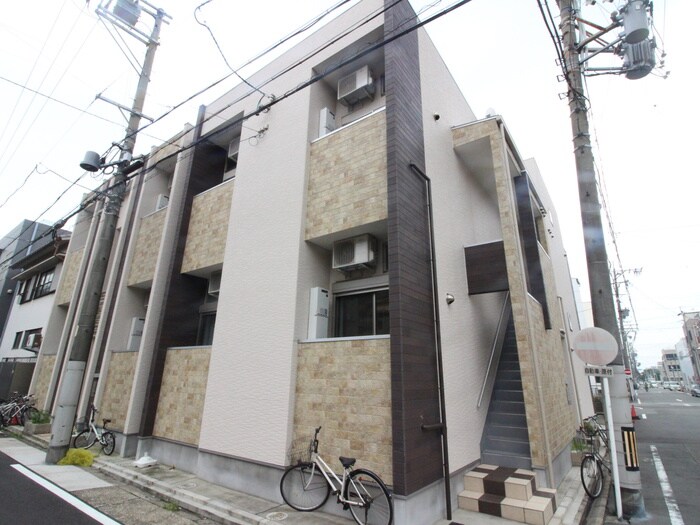 物件外観写真1　(外観写真)