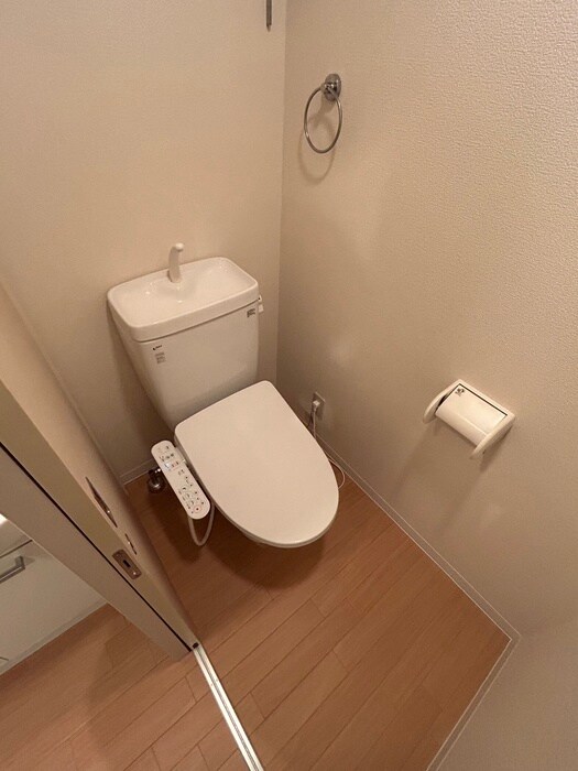 物件内観写真12　(トイレ)