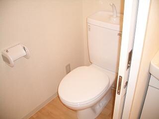 物件内観写真13　(トイレ)