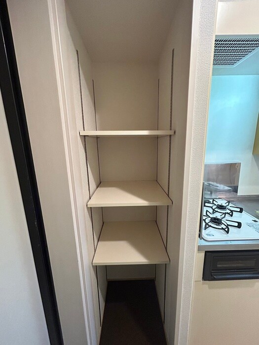 物件内観写真17　(収納)