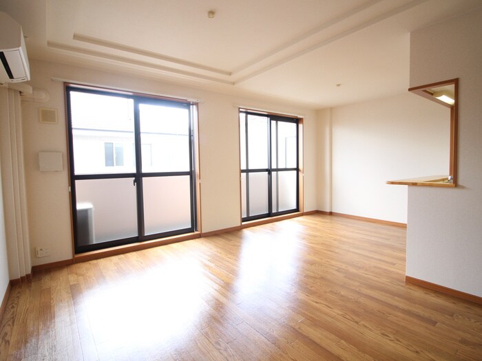 物件内観写真7　(内観写真)