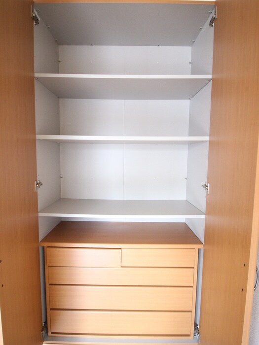 物件内観写真16　(収納)