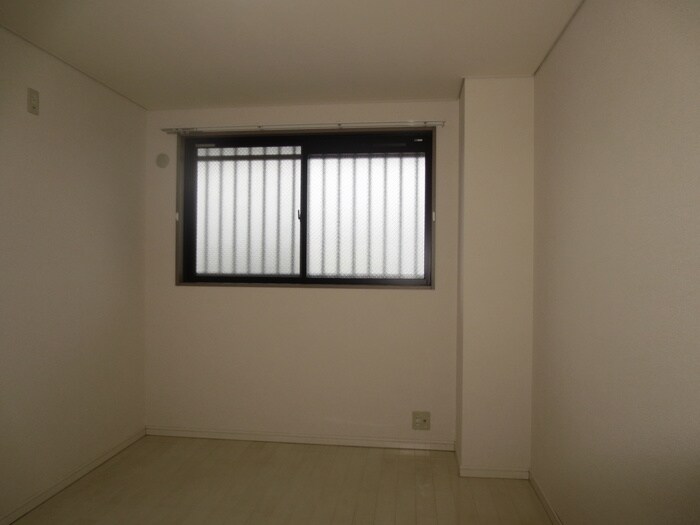 物件内観写真17　(居室)