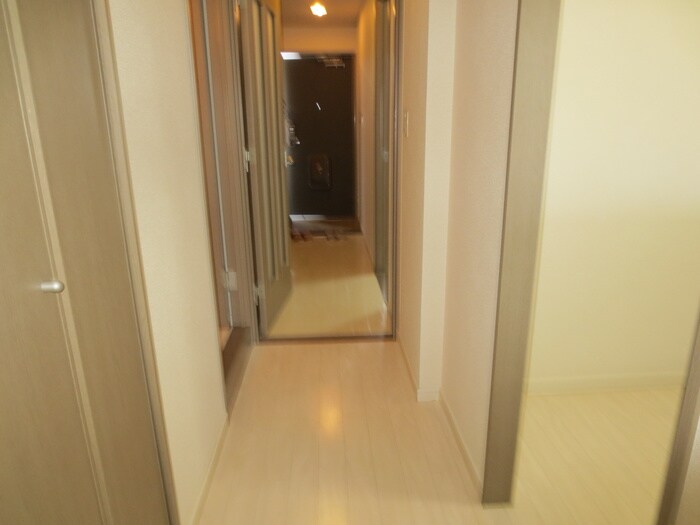 物件内観写真22　(廊下)